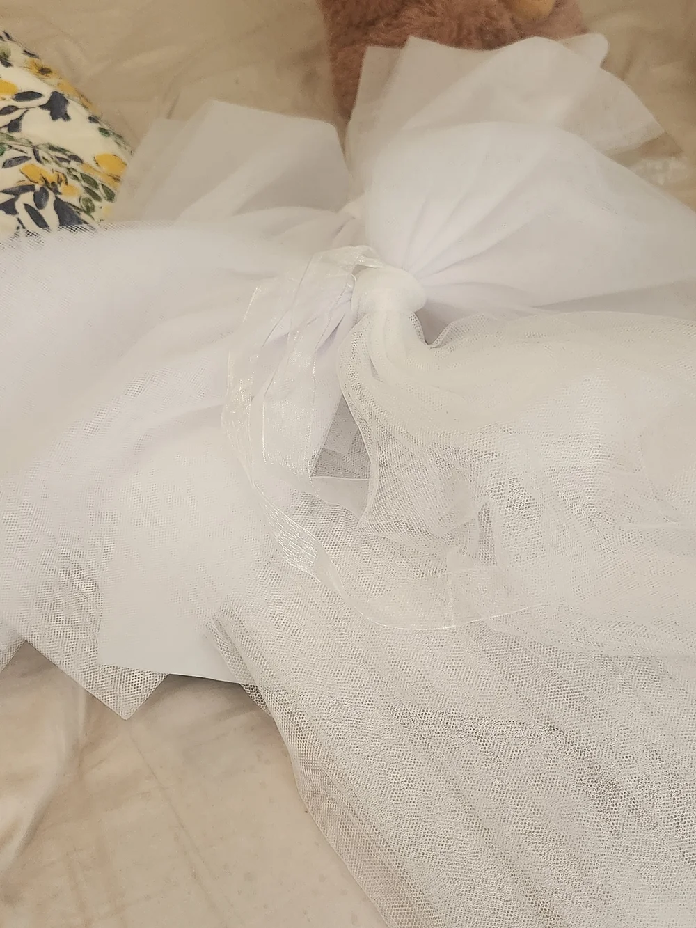 N/A long white